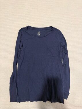 Men's Navy Long-Sleeve Pocket Tee -